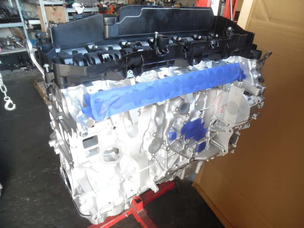Moteur B57 D30 C vue 6