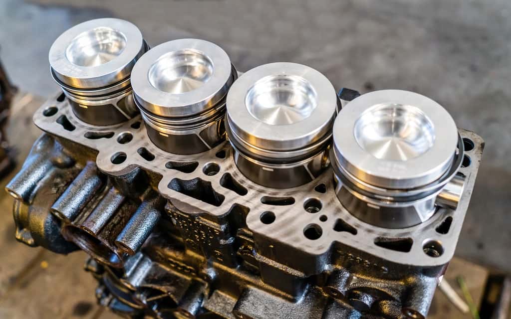 Moteur 4N15 vue 8
