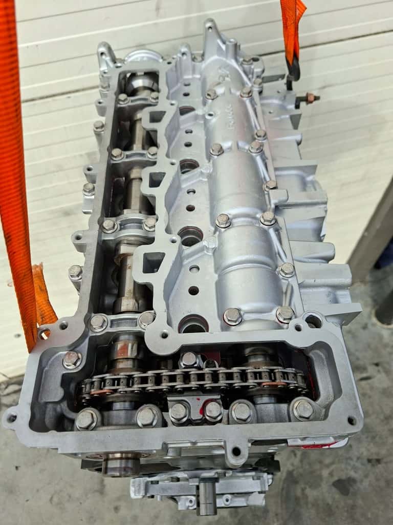 Moteur AHV (DW10FDD) vue 8