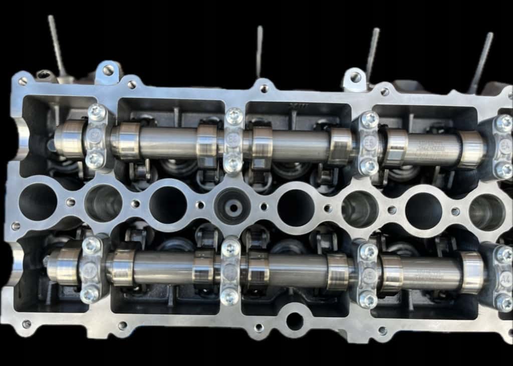 Moteur 306D3 vue 9