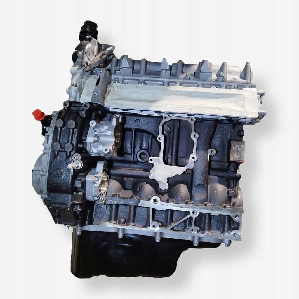 Moteur F1CE3481E (F30DTE) vue 2