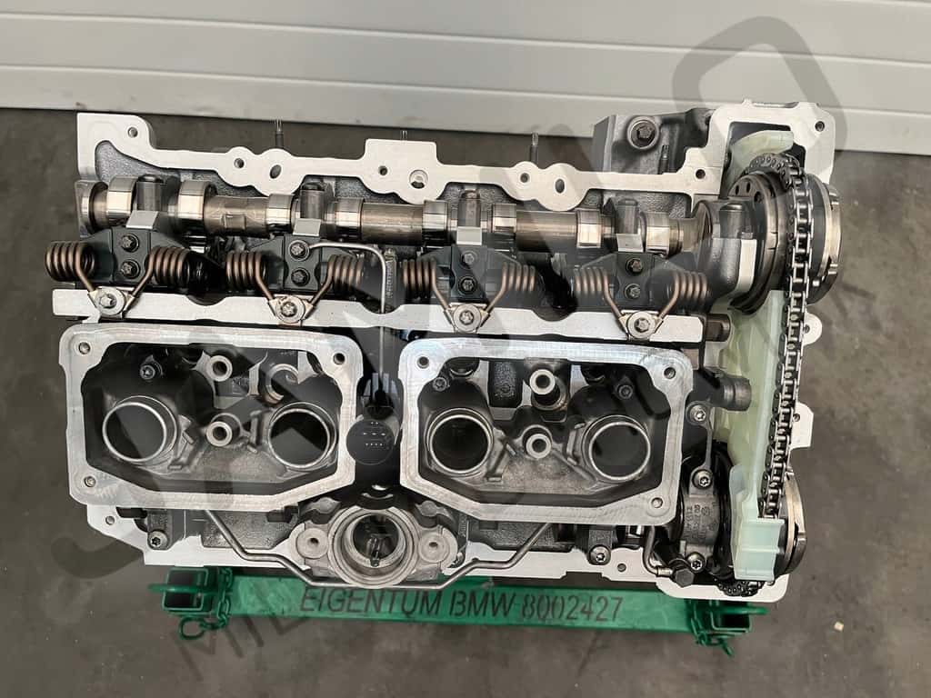 Moteur N20 B20 B vue 2