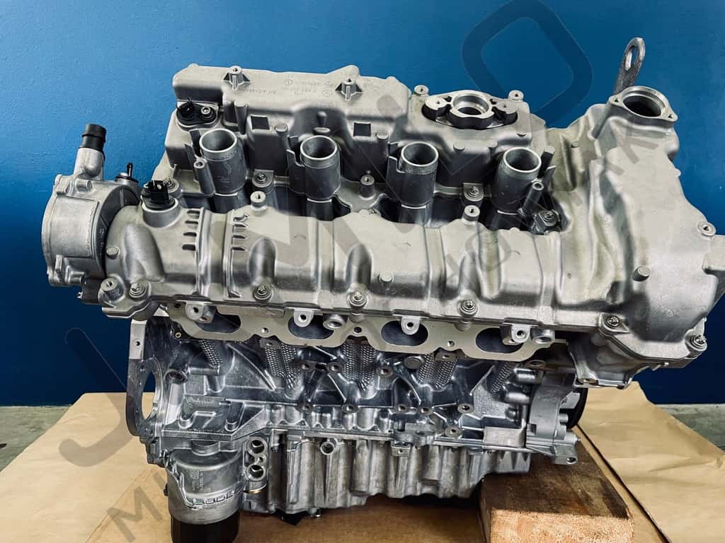 Moteur S63 B44 A vue 4