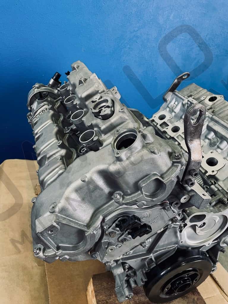 Moteur S63 B44 A vue 2