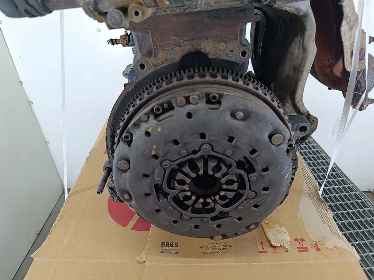 Moteur F4R 770 vue 2
