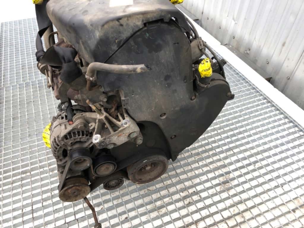 Moteur F1AE0481D vue 3