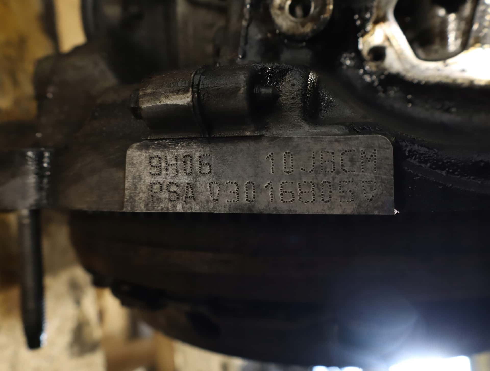 Moteur 9HP (DV6DTED) vue 4