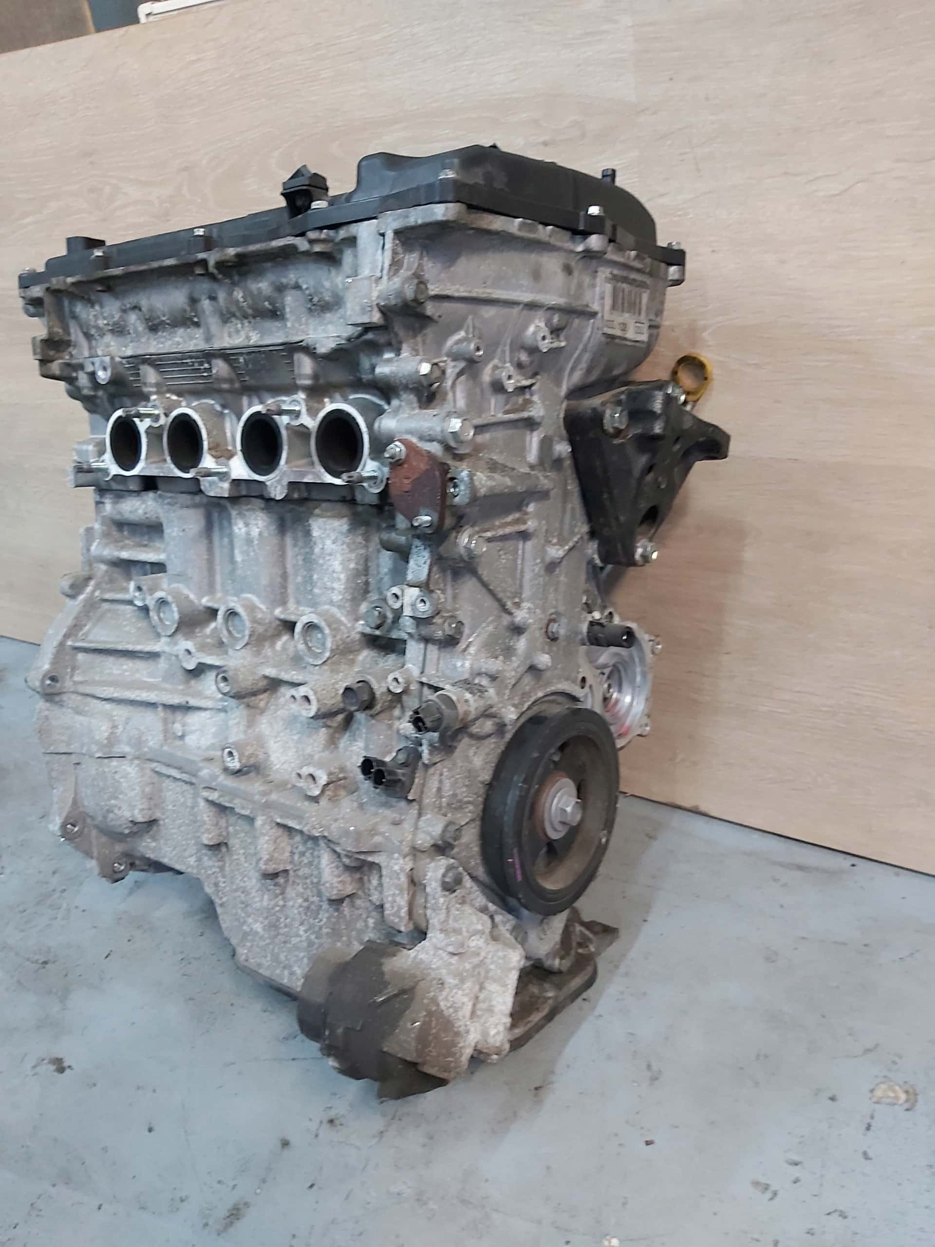 Moteur 2ZR-FXE vue 4