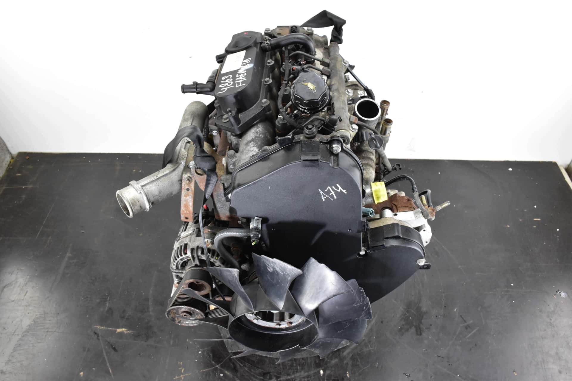 Moteur F1AE0481B vue 2
