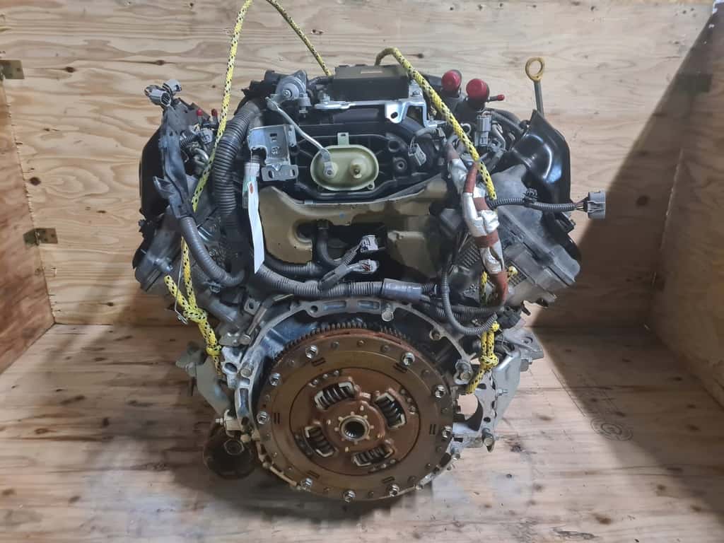 Moteur 2UR-FSE vue 4