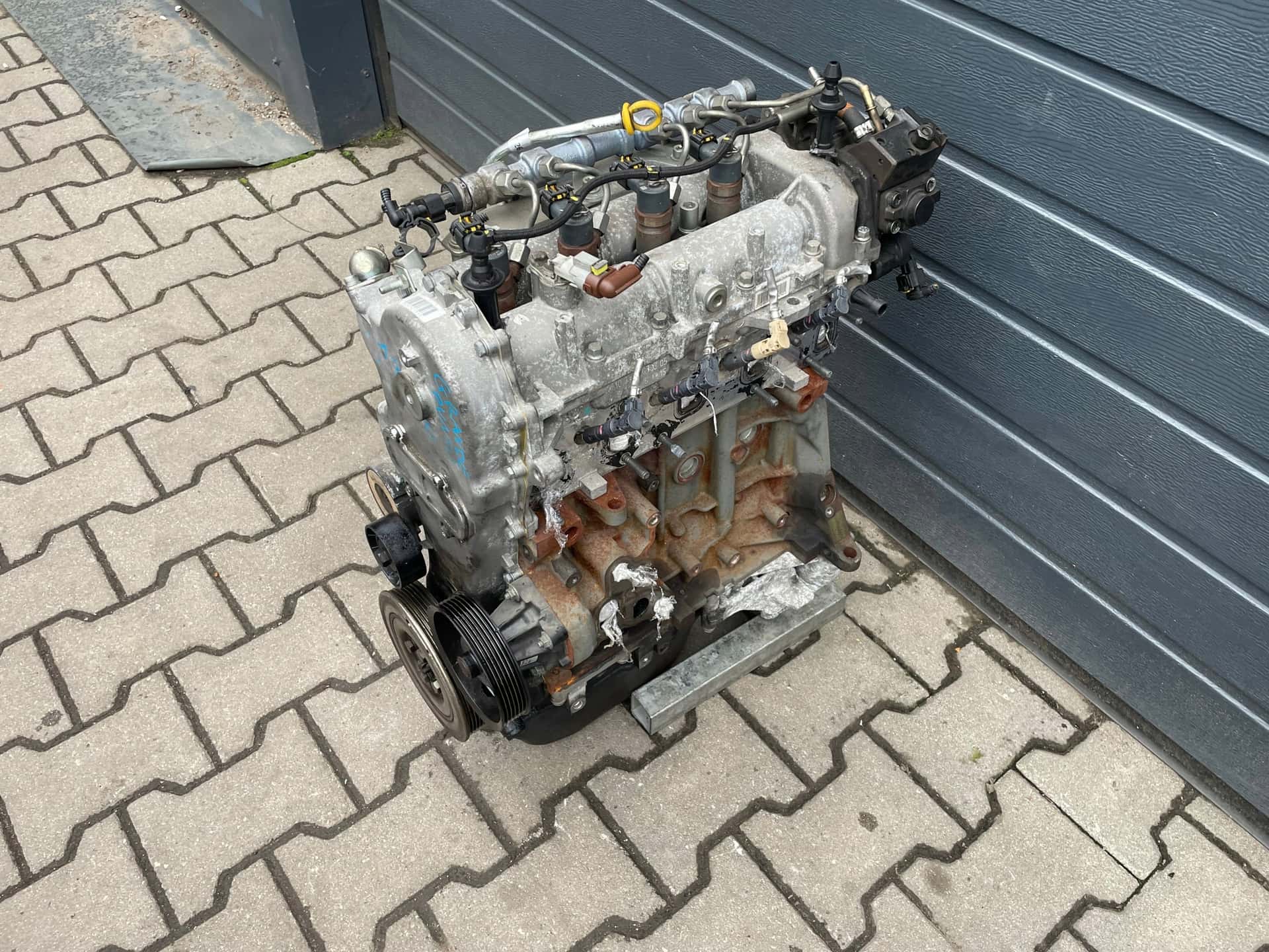 Moteur 199 A9.000 vue 8