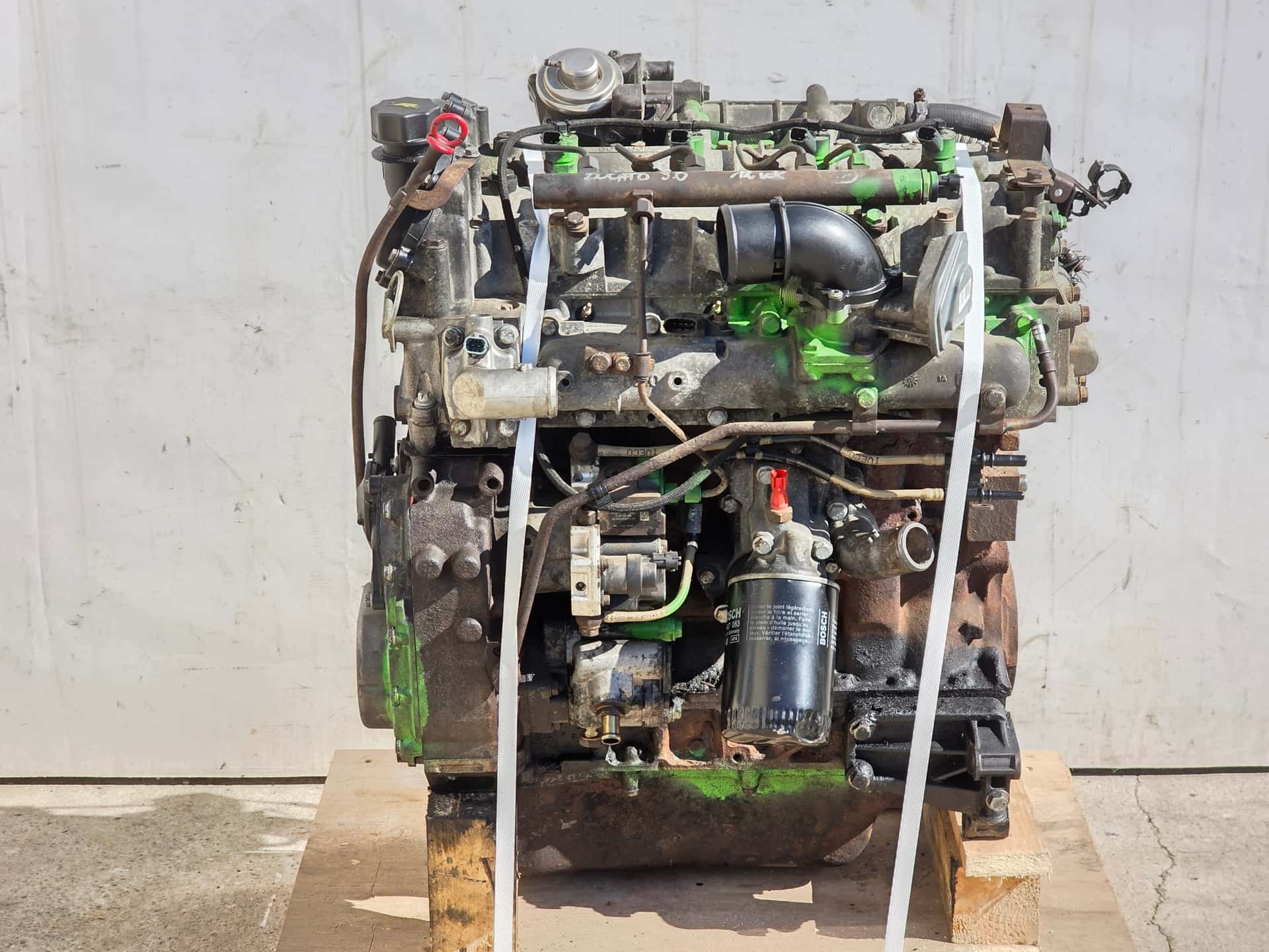 Moteur F1CE0481D vue 2