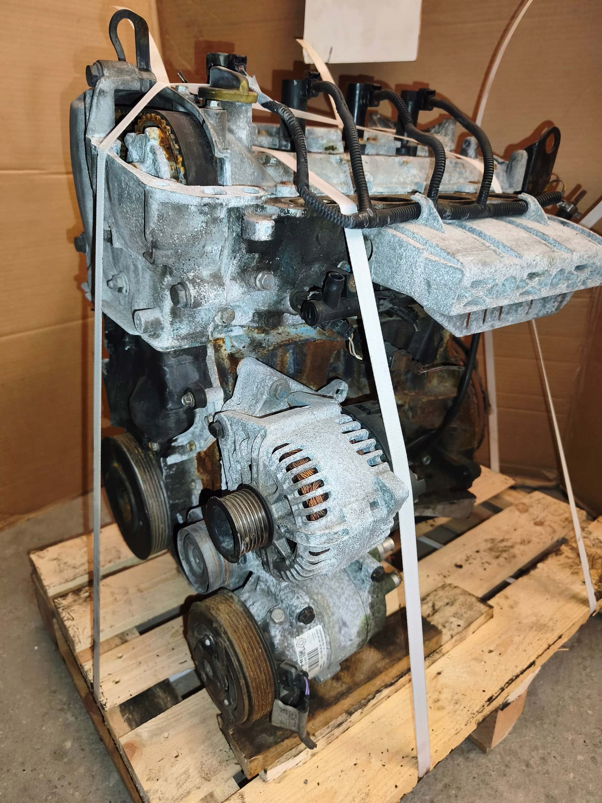 Moteur F4R 770 vue 5