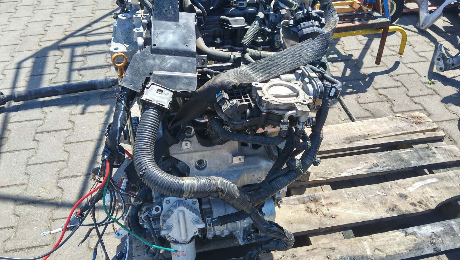 Moteur KR15DDT vue 6