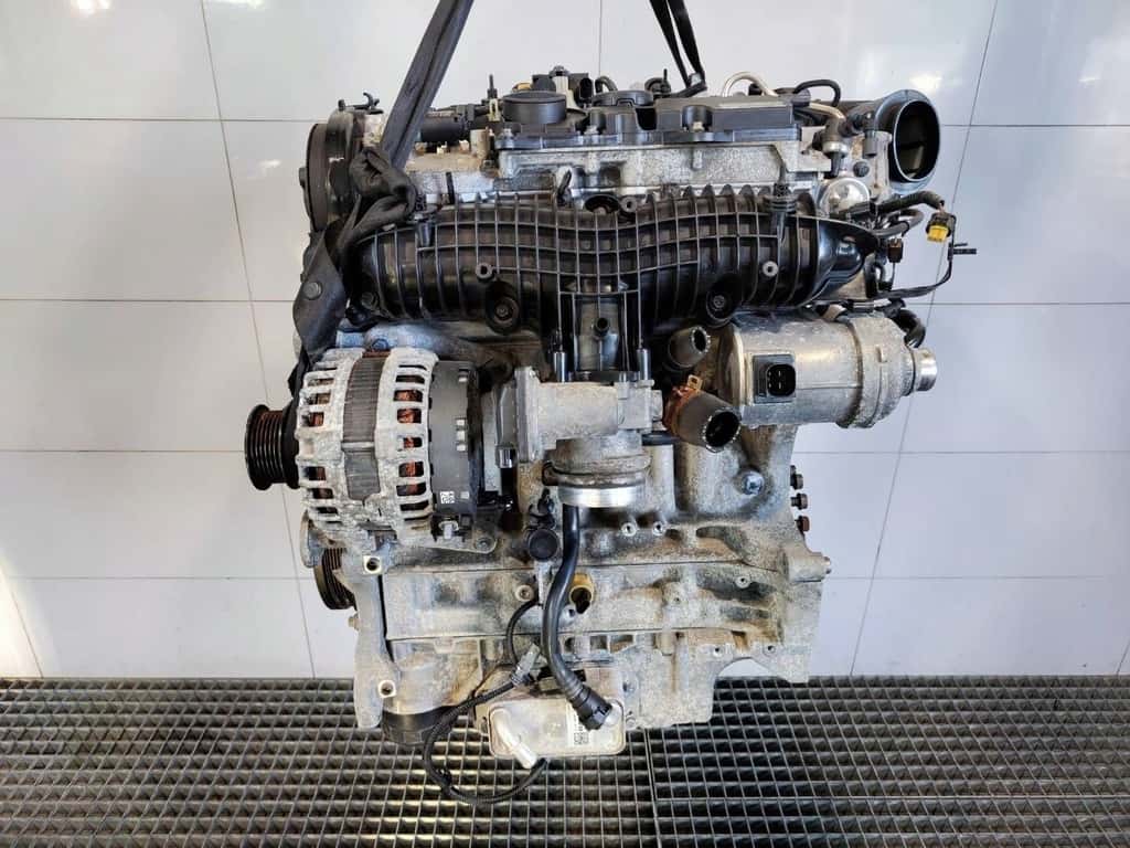 Moteur B 4204 T27 vue 2