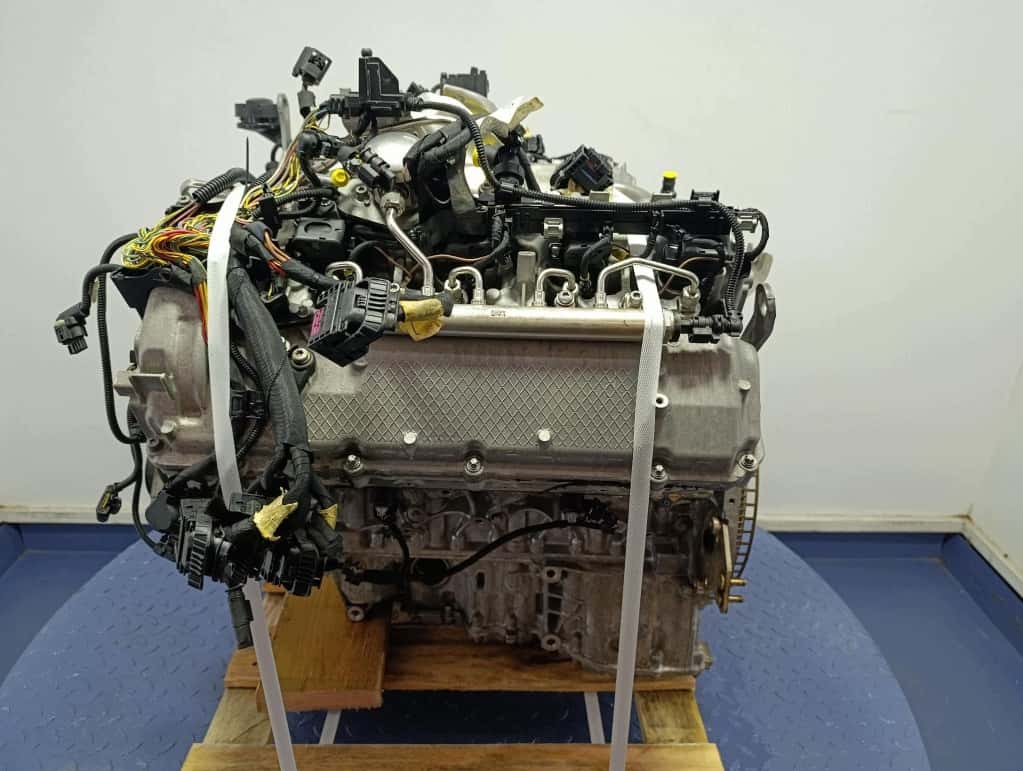 Moteur S63 B44 B vue 5