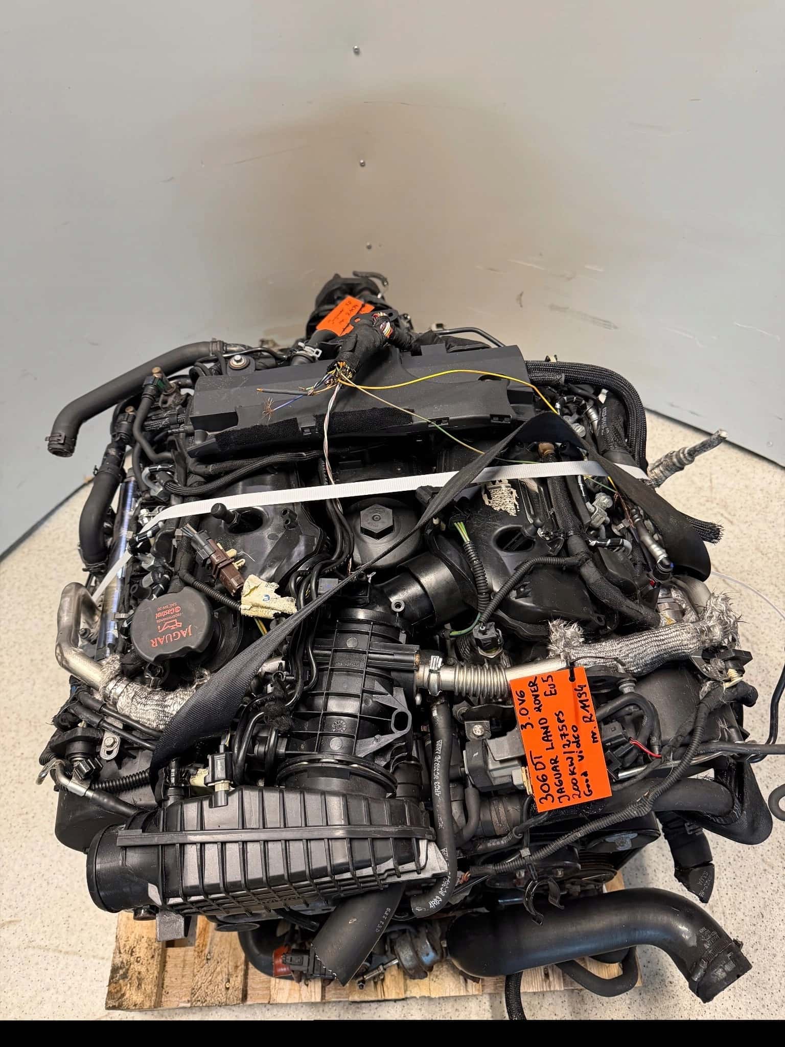 Moteur 306DT(AJTDV6) vue 3