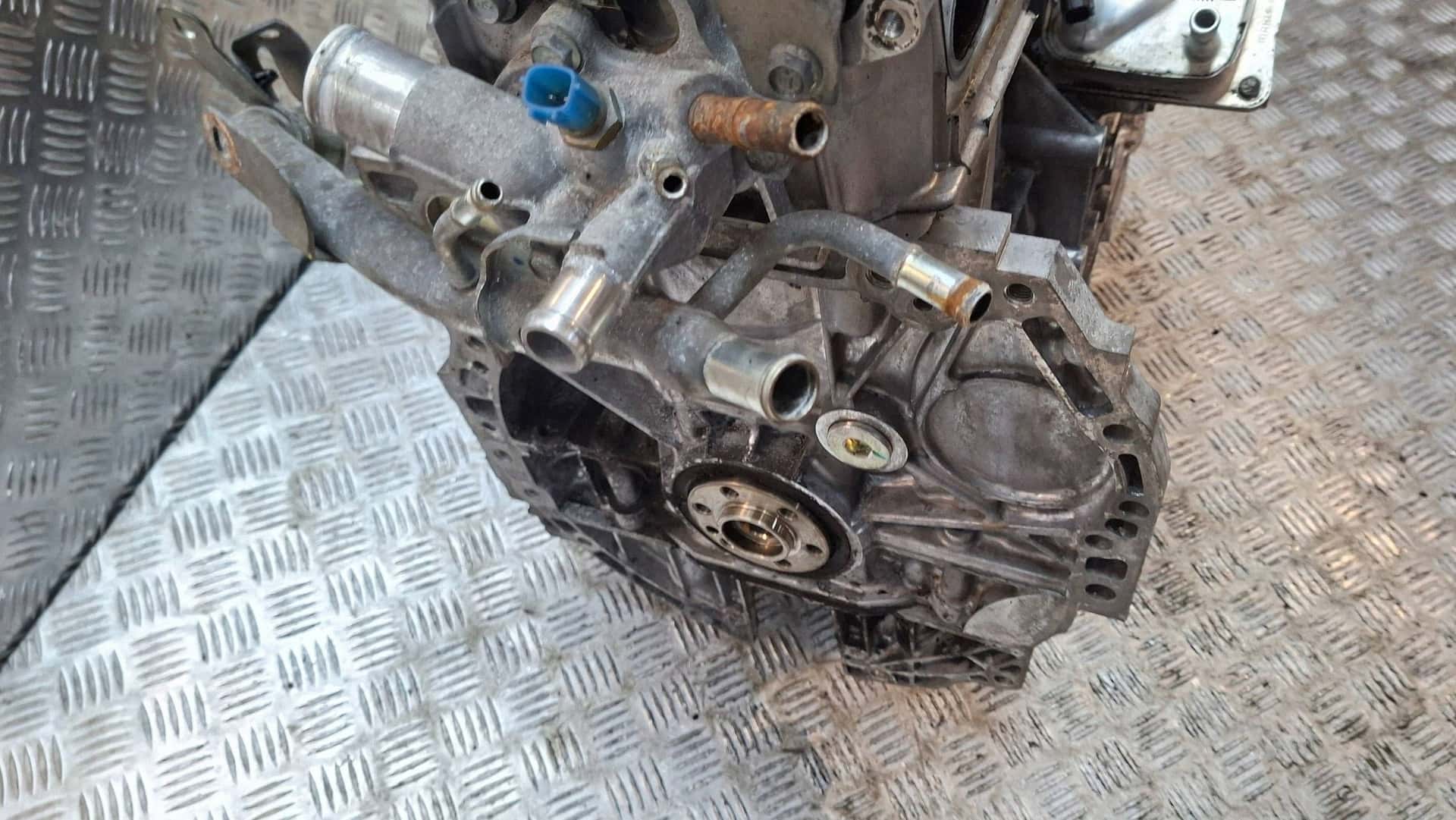 Moteur 2TR 700 vue 5