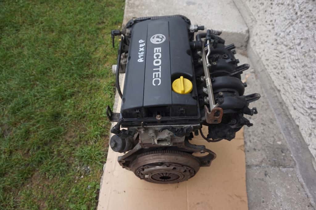 Moteur A 16 XER vue 4