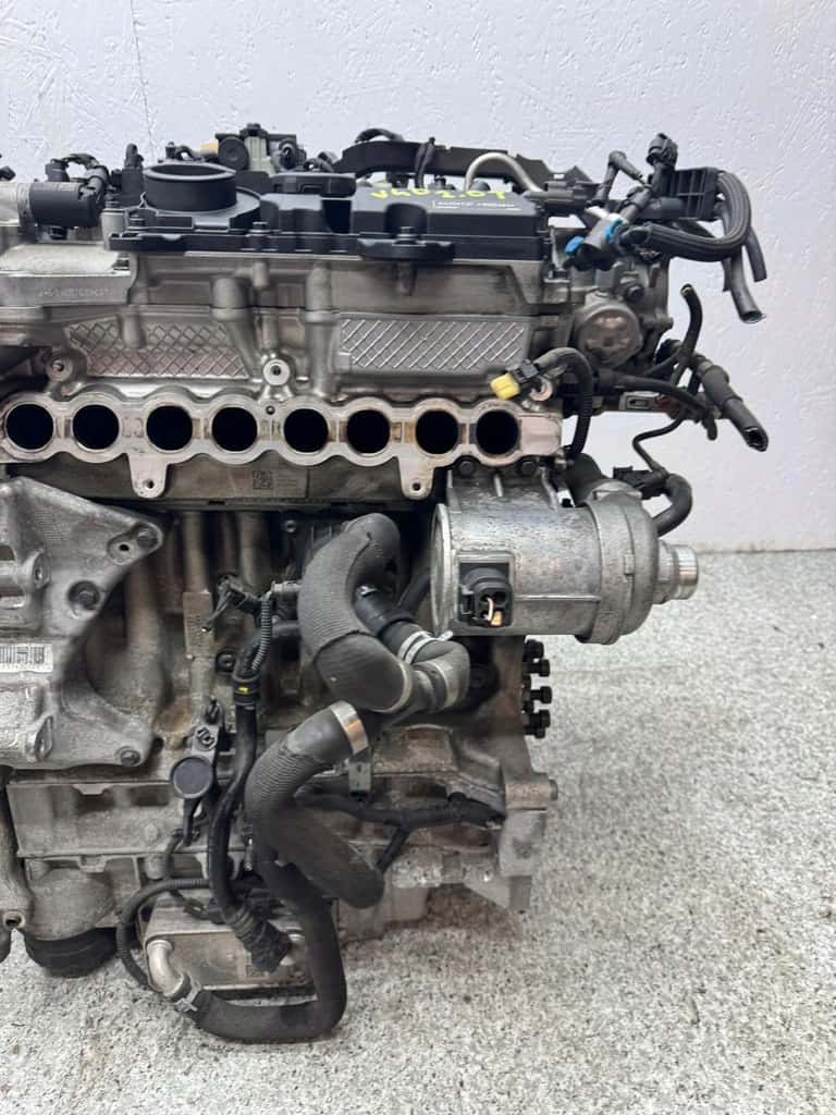 Moteur B 4204 T37 vue 2