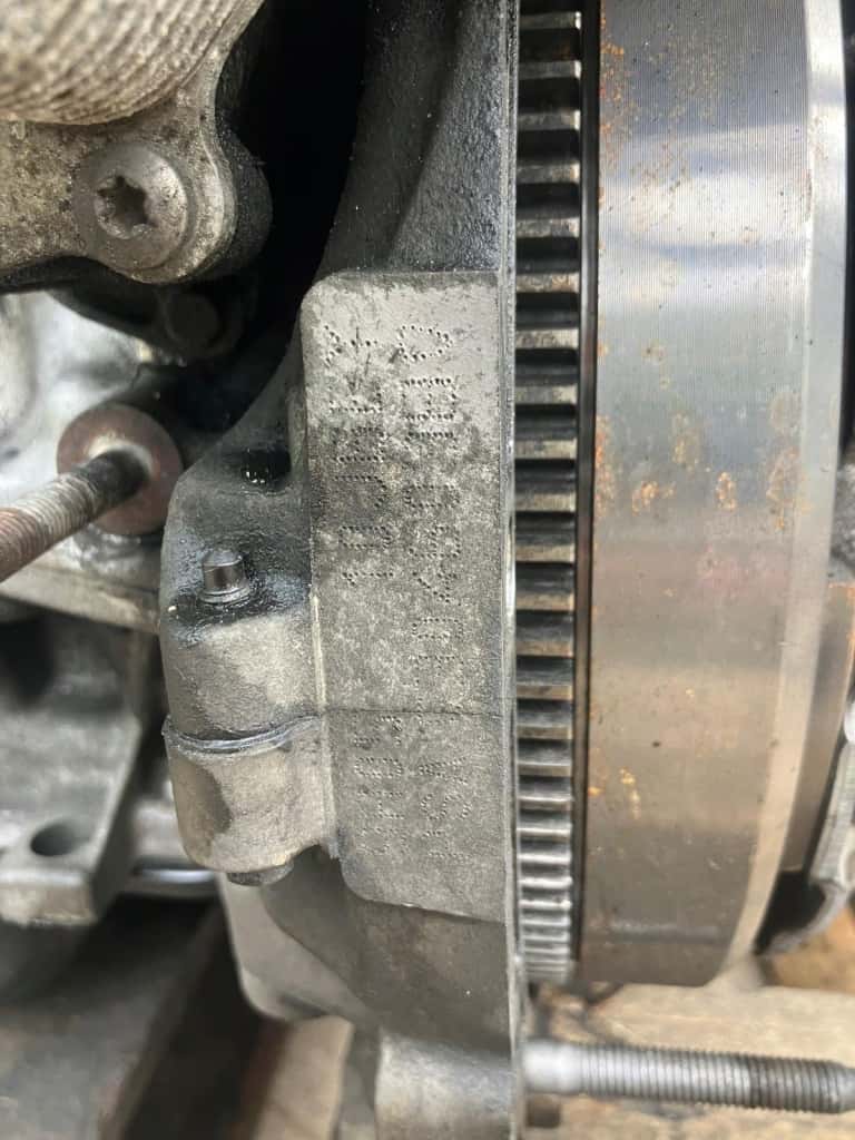 Moteur 9HC (DV6C) vue 2