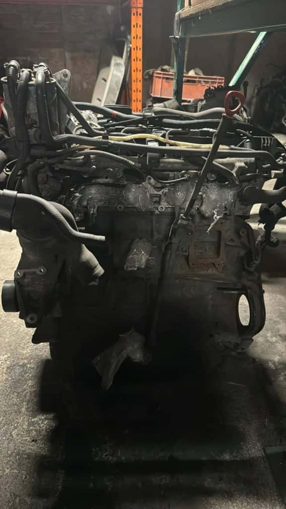 Moteur M 111.980 vue 2