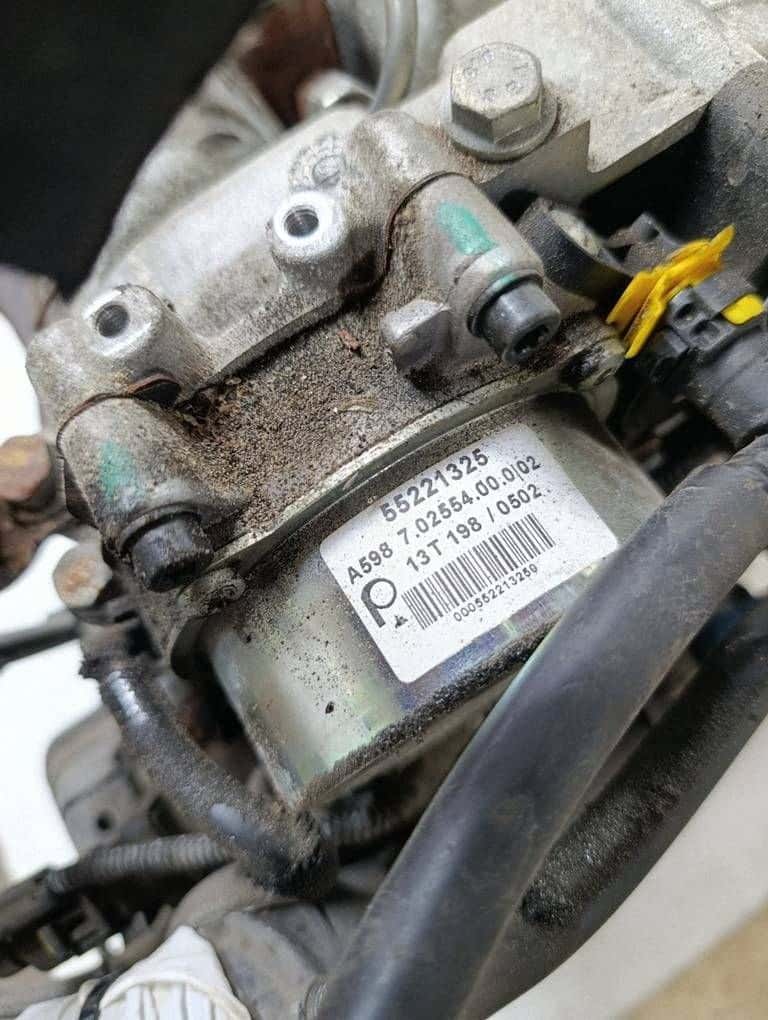 Moteur D16AA vue 3