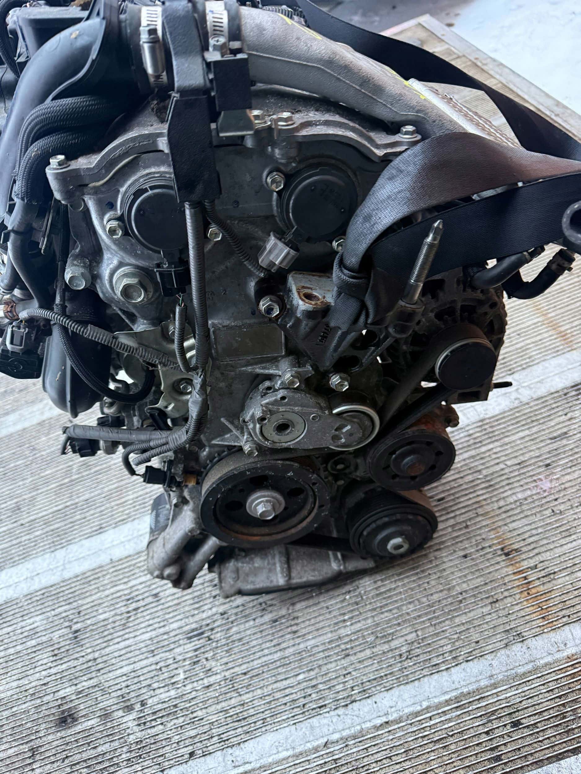Moteur 8NR-FTS vue 3