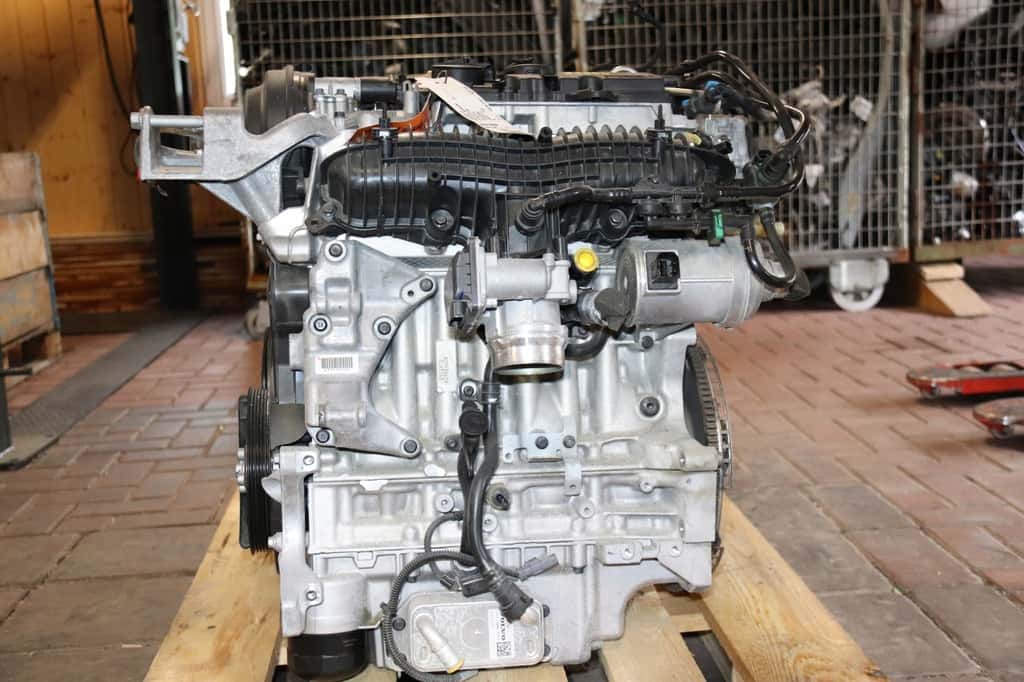 Moteur B 4154 T5 vue 4