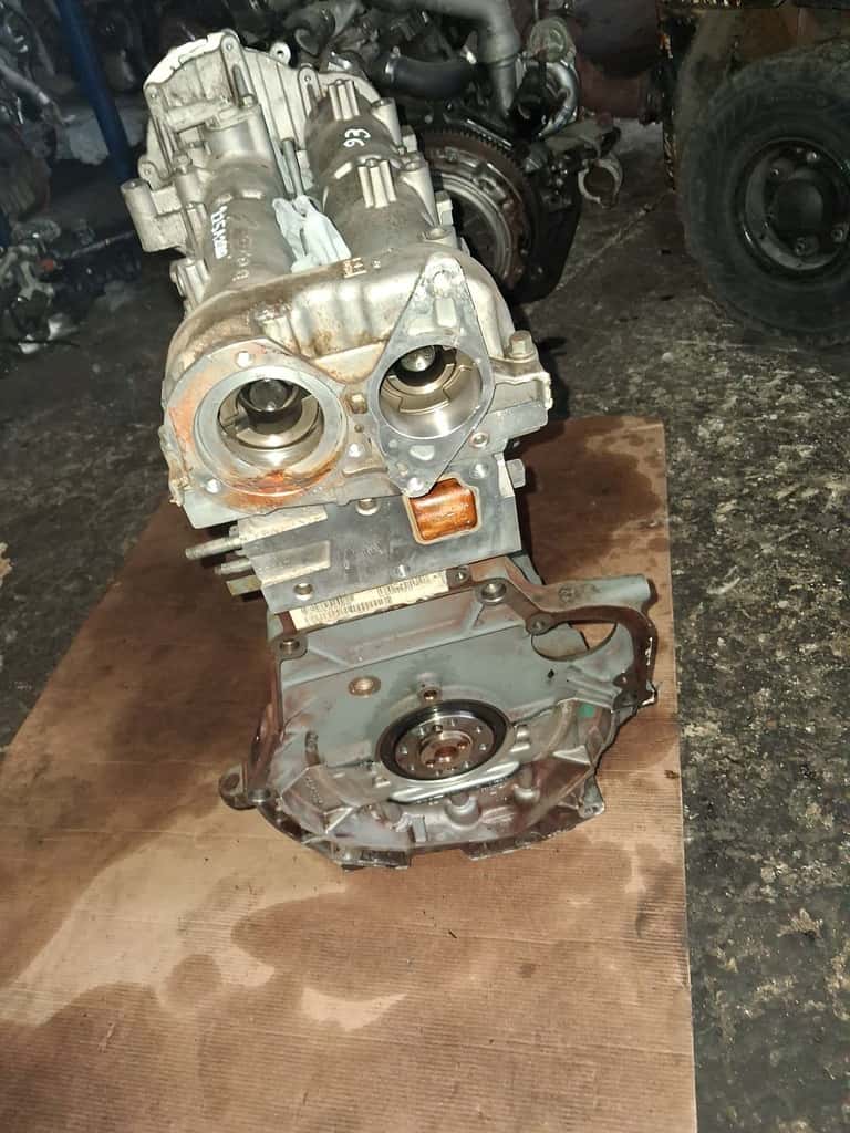 Moteur 225 A2.000 vue 2