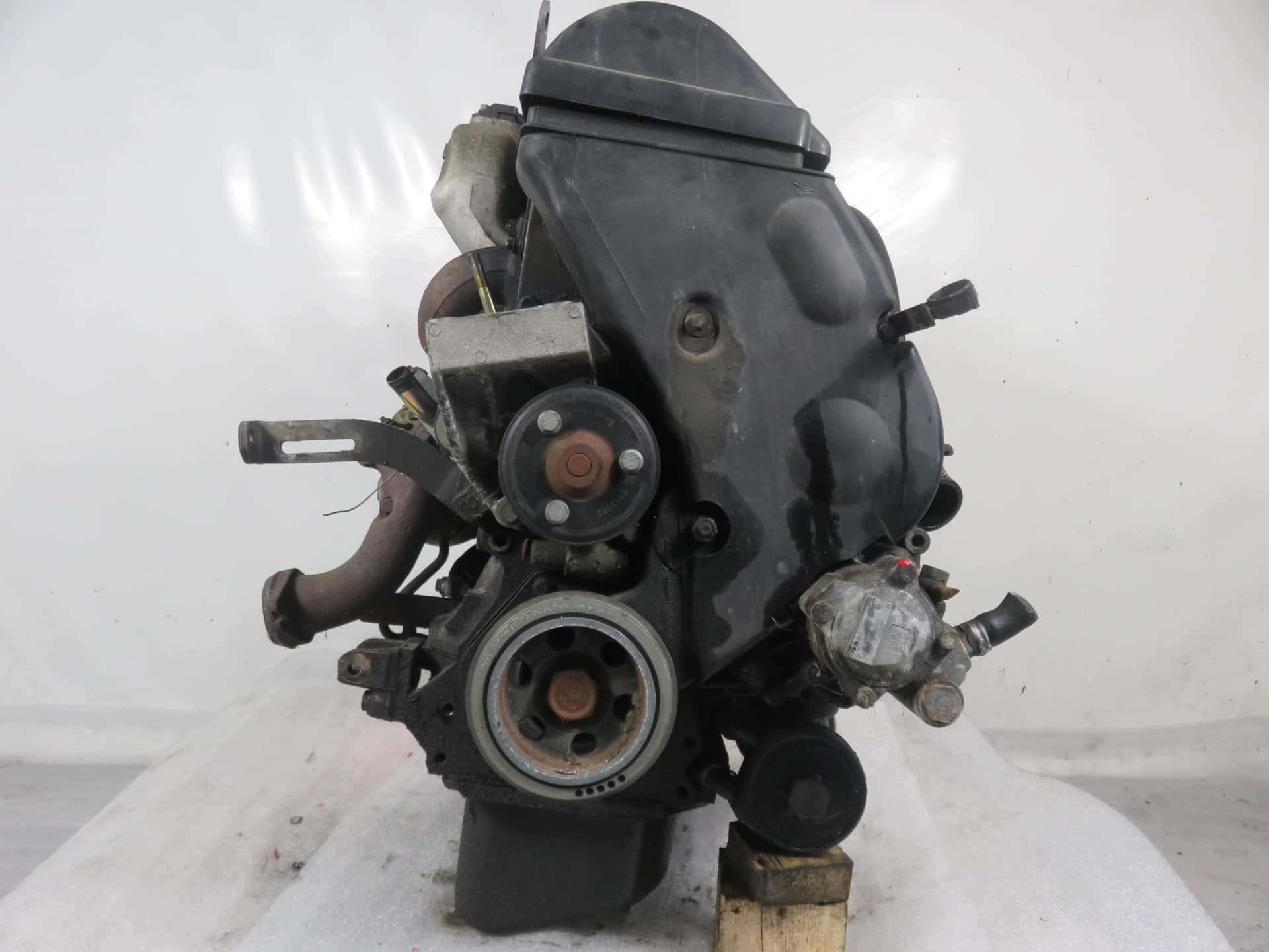 Moteur 8140.43S (F28DTCR) vue 3