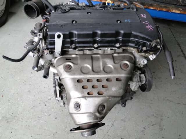 Moteur 4B11 vue 4