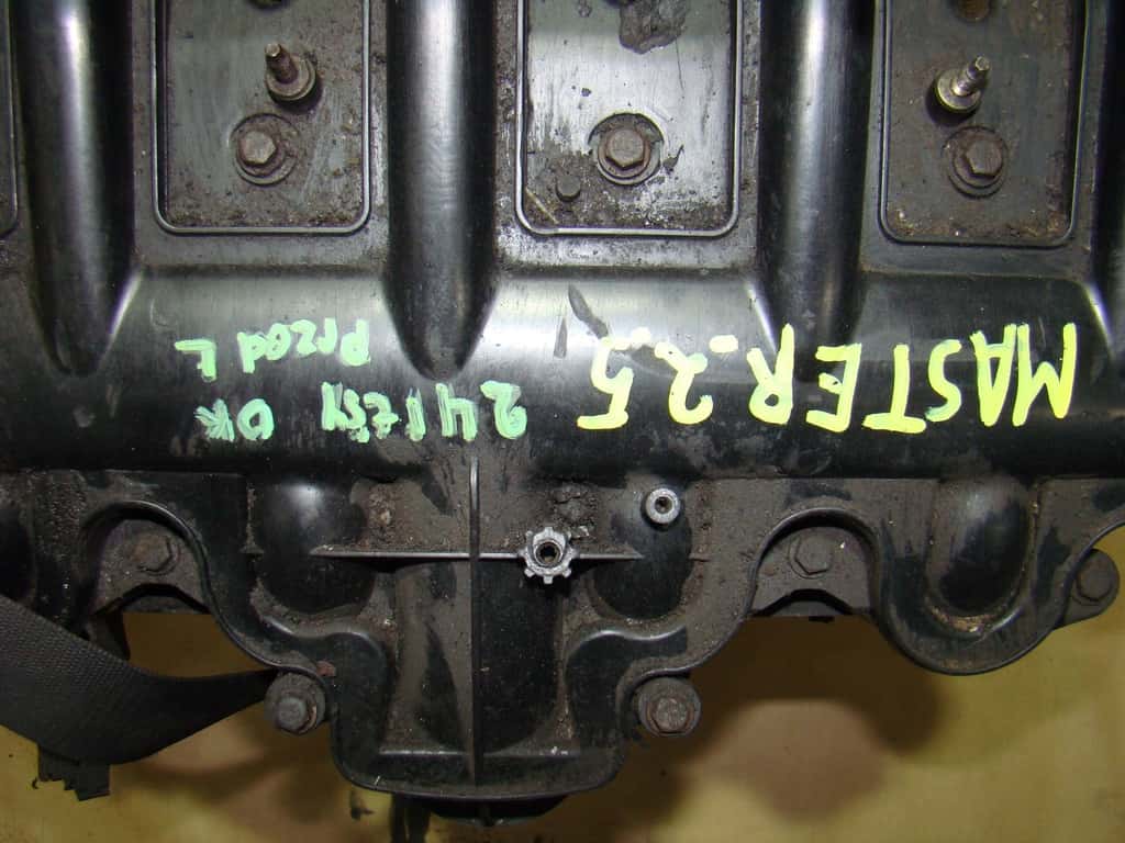 Moteur G9U 754 vue 2