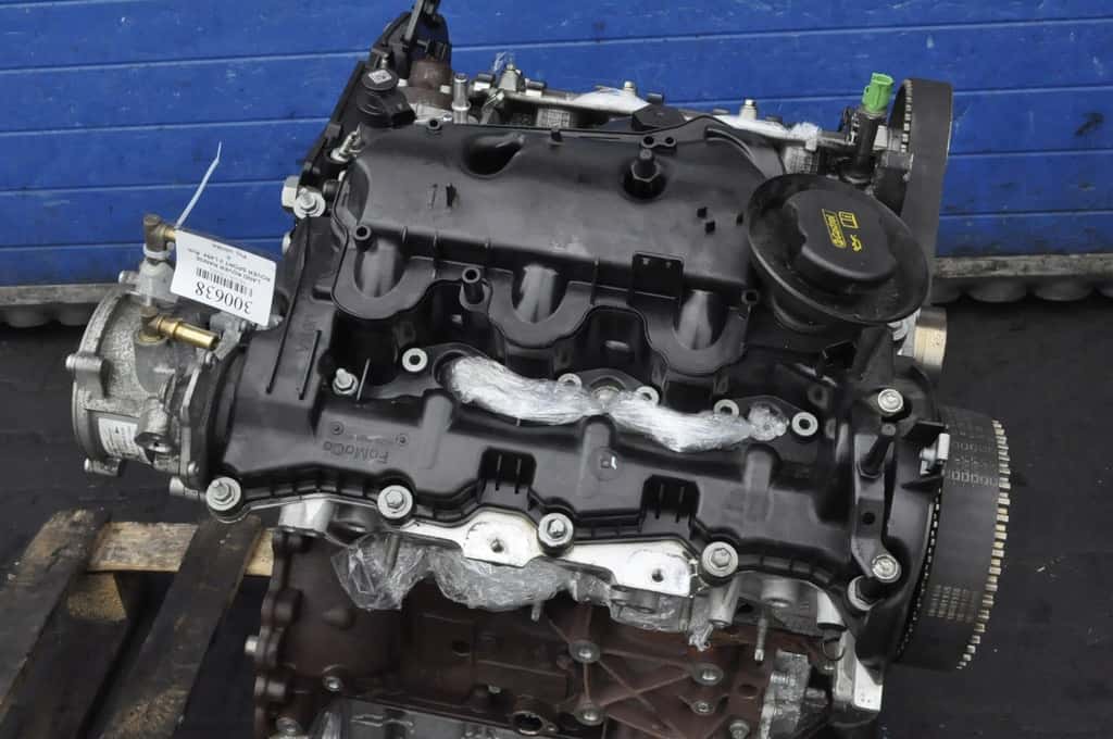 Moteur 306DT(TDV6) vue 4