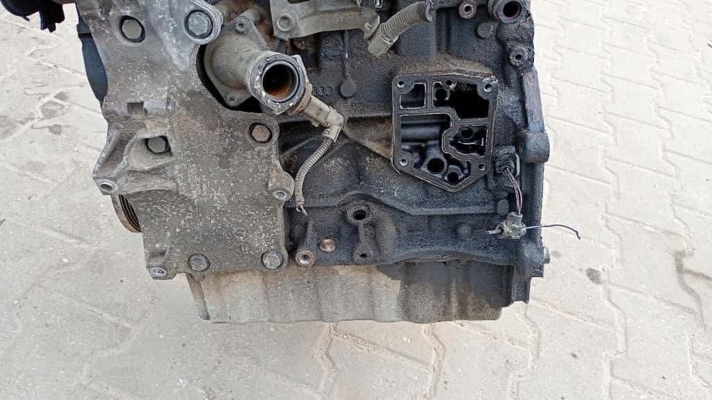 Moteur AZV vue 2