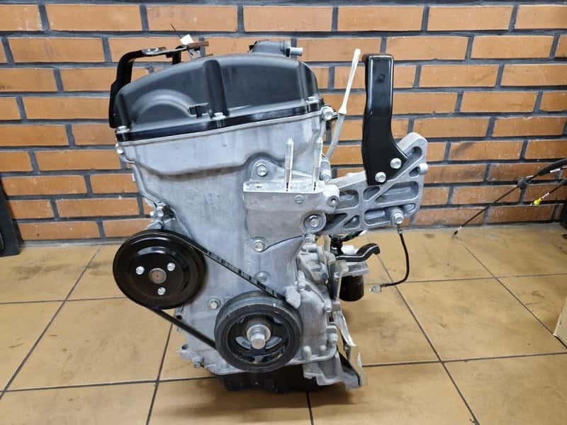 Moteur 4B12 vue 3