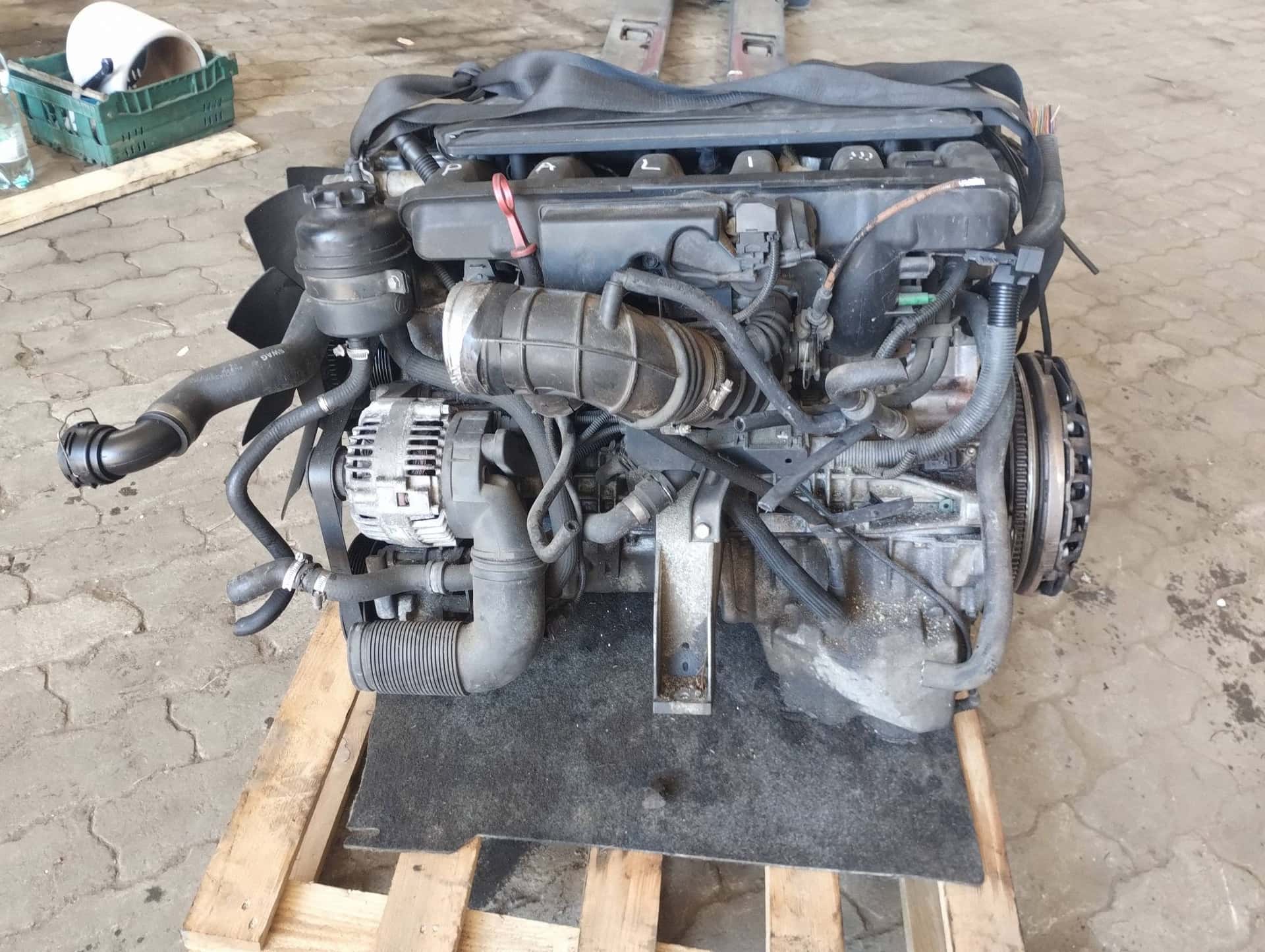 Moteur M52 B20 (206S3) vue 3
