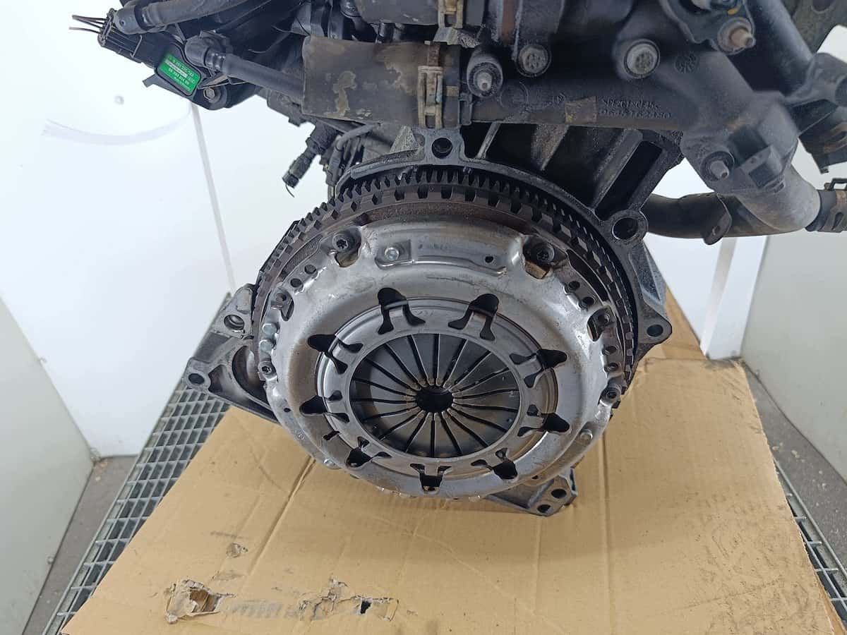 Moteur RFJ (EW10A) vue 3