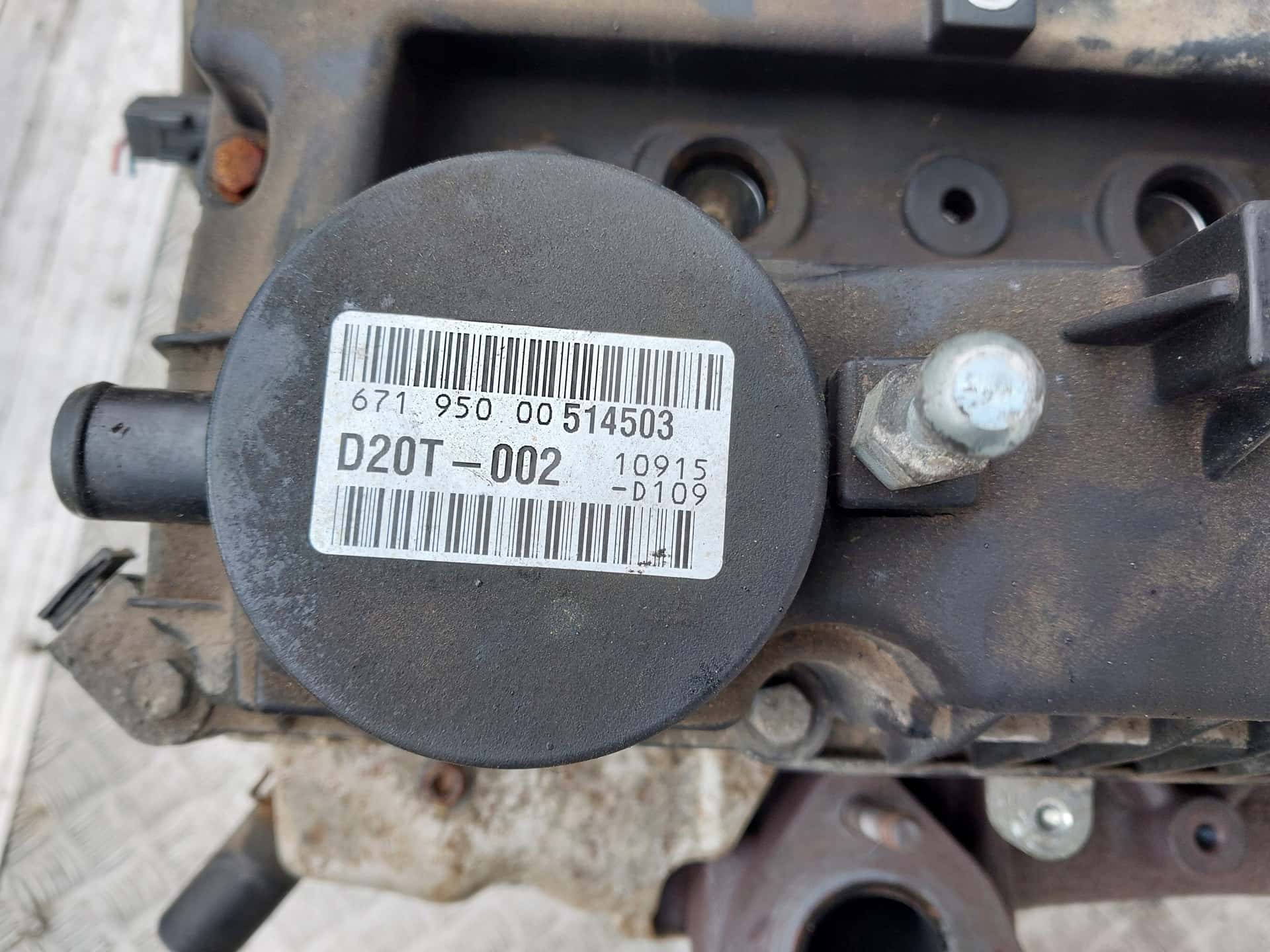 Moteur D20DT vue 3