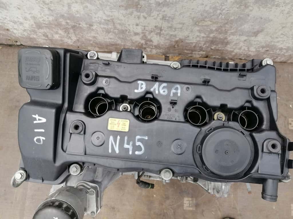 Moteur N45 B16 A vue 3