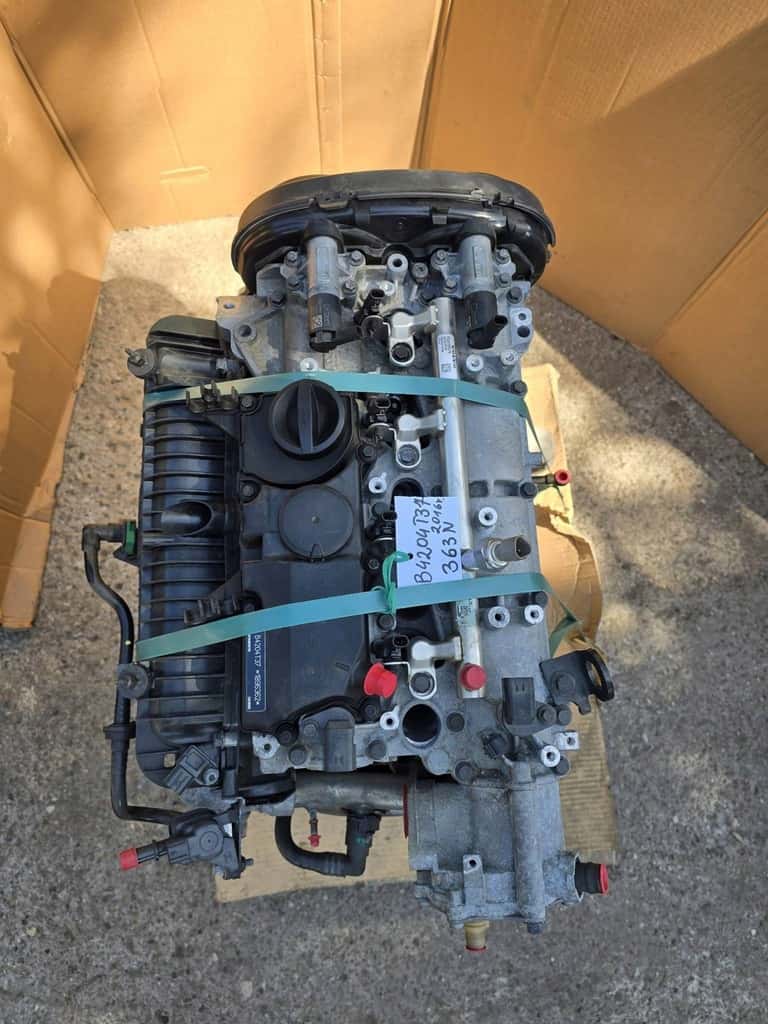 Moteur B 4204 T37 vue 2