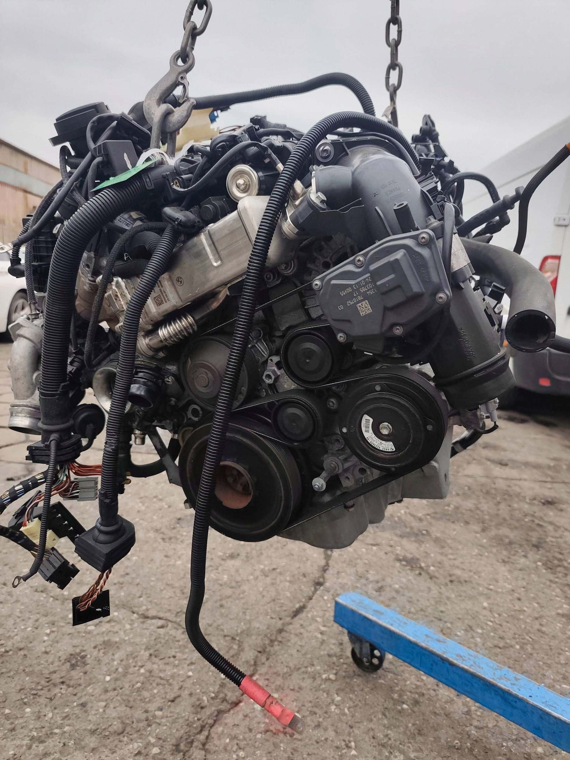 Moteur N47 D20 D vue 4