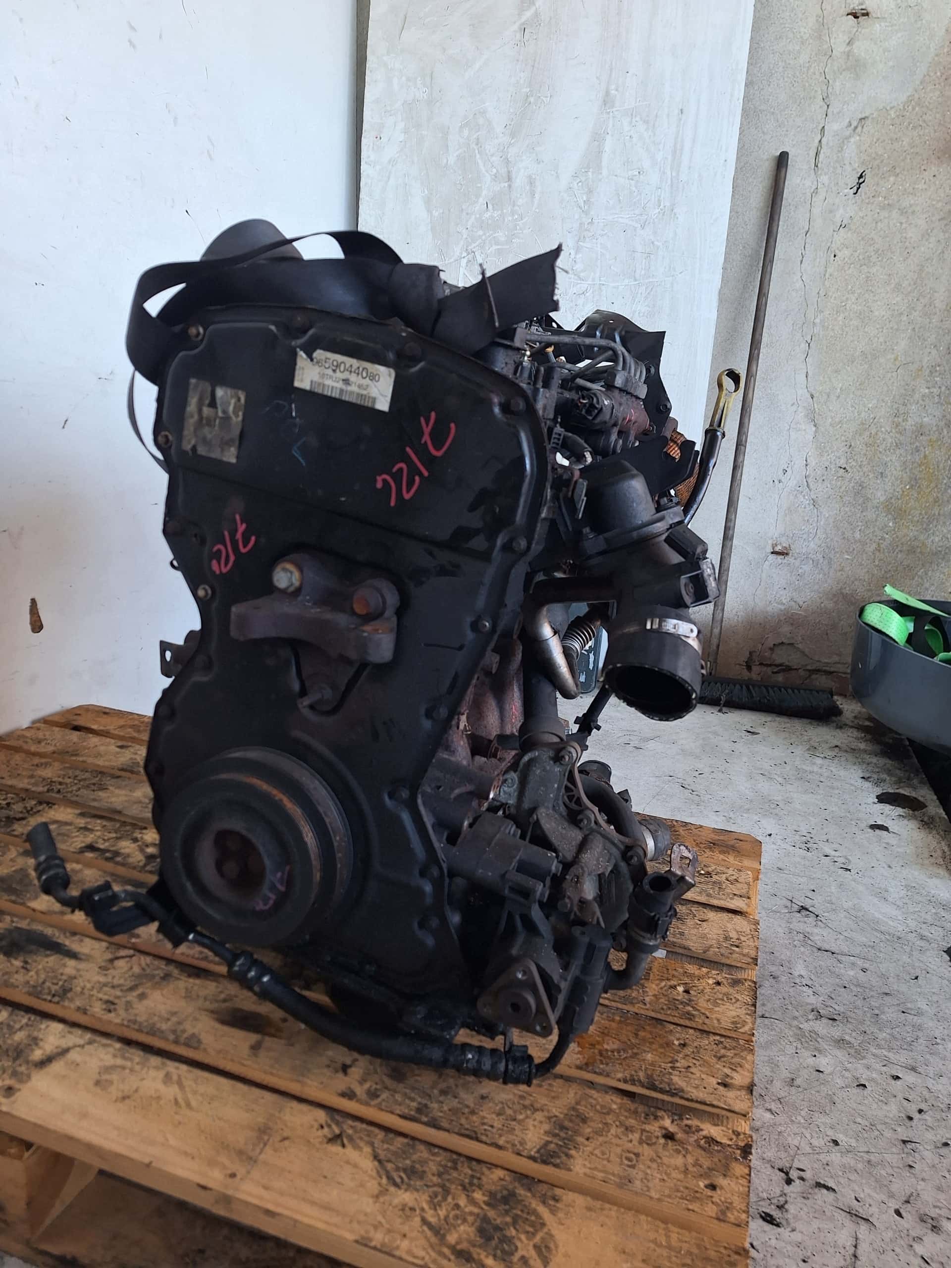 Moteur 4HU (P22DTE) vue 4