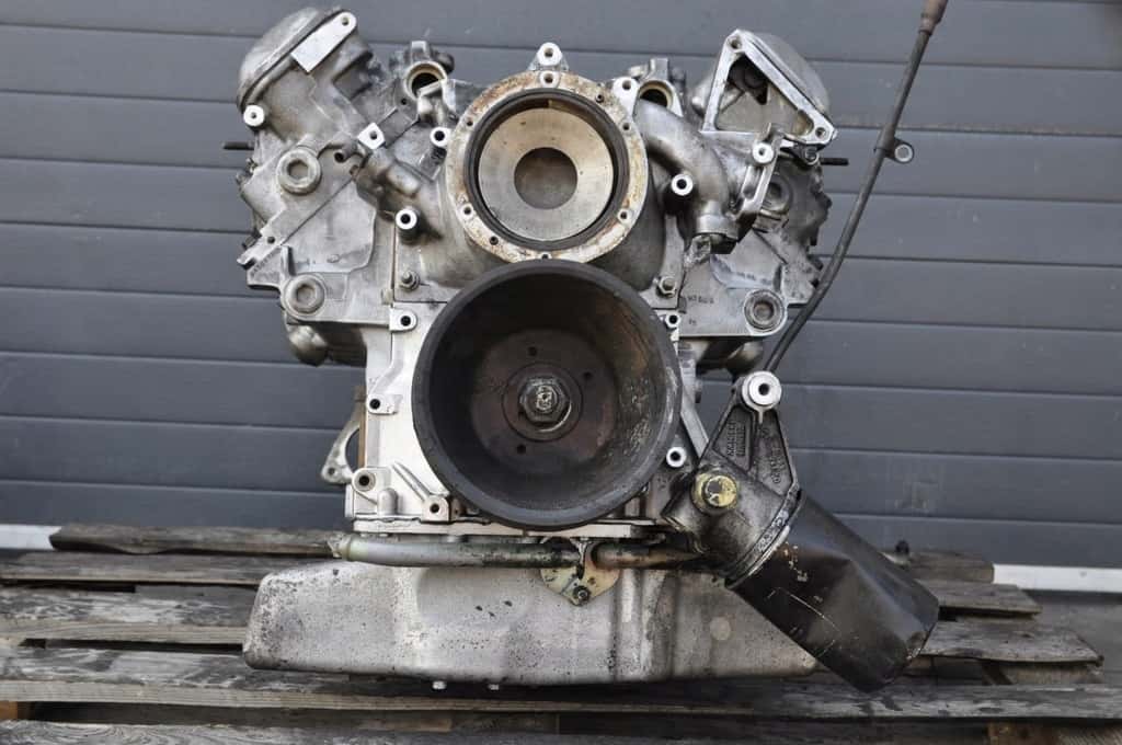 Moteur L 410 M1T4 vue 3