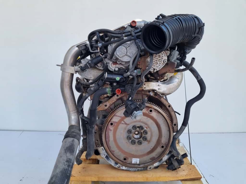 Moteur M9R 805 vue 6