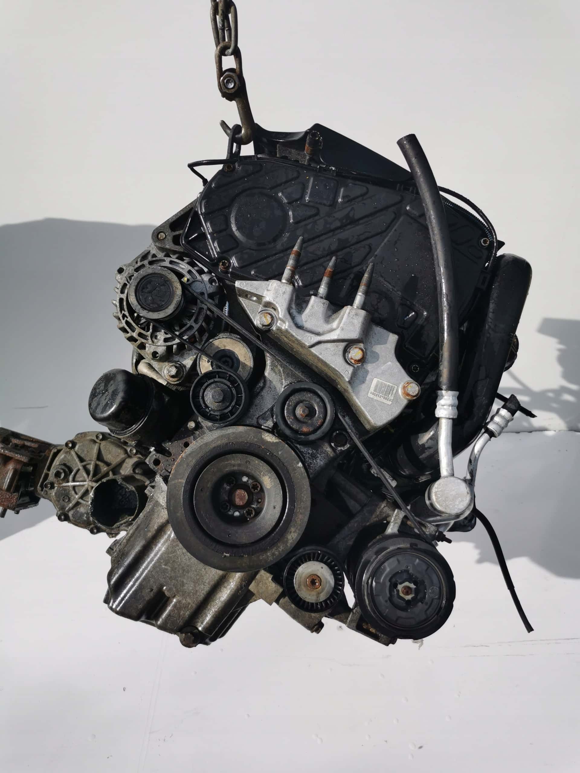 Moteur D19AA vue 8
