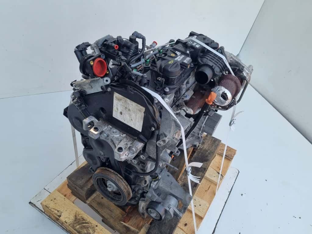 Moteur 9HP (DV6DTED) vue 6