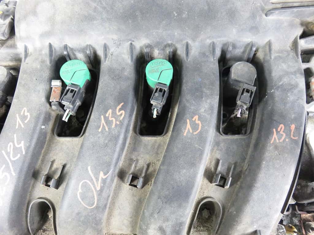 Moteur F4R 770 vue 4