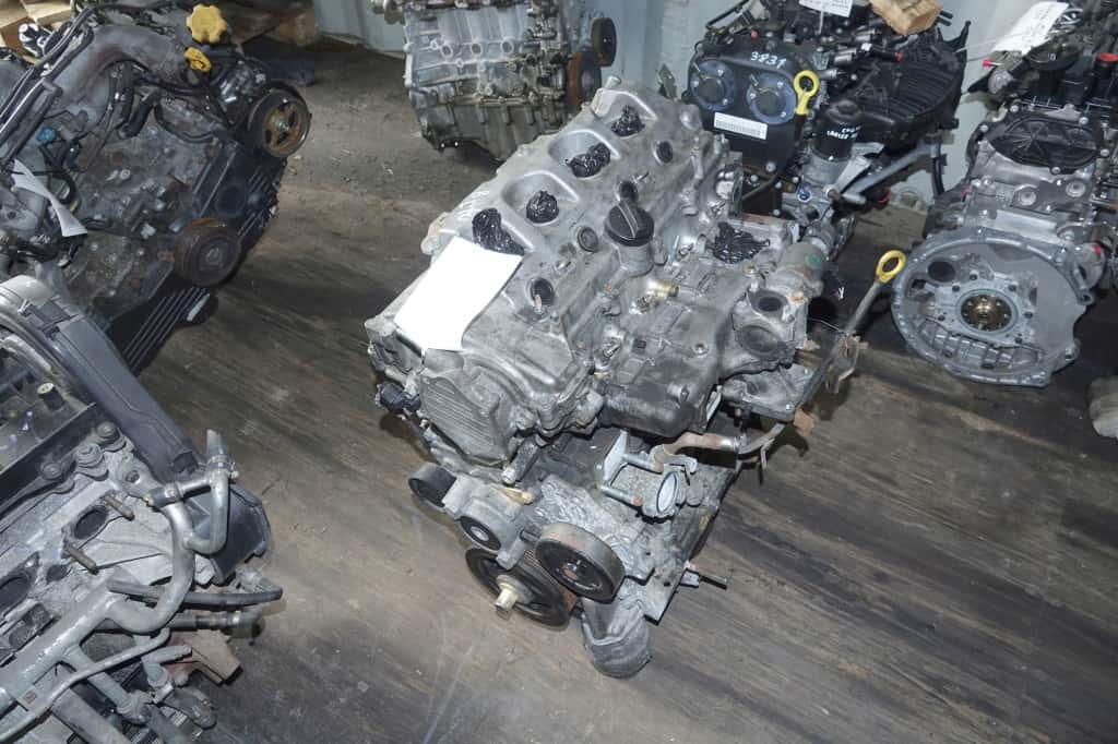 Moteur 2AD-FTV vue 2