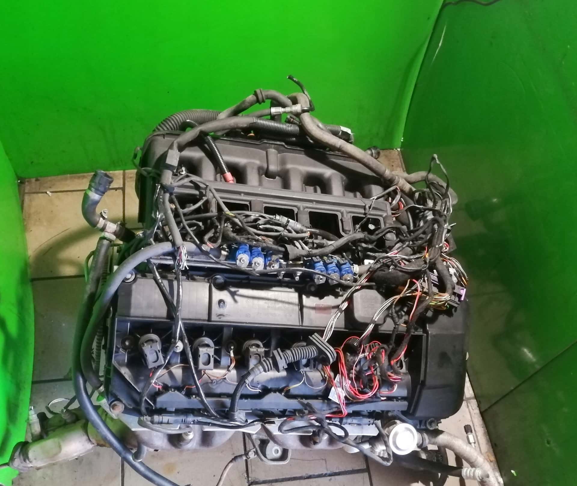 Moteur M54 B25 (256S5) vue 2